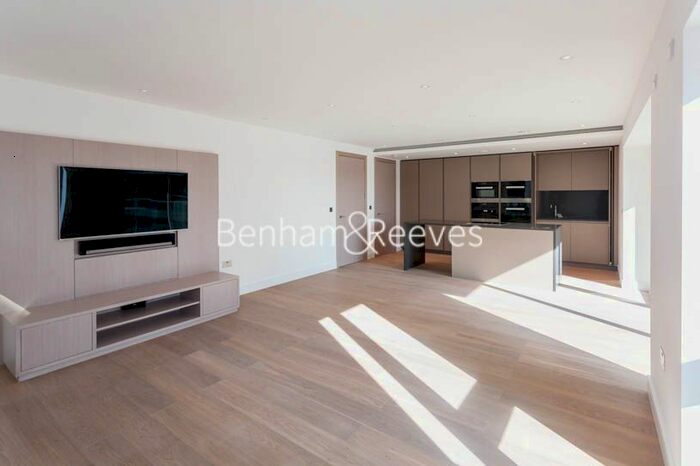 3 Bedroom Flat To Rent In Faulkner House, Fulham Reach, W6