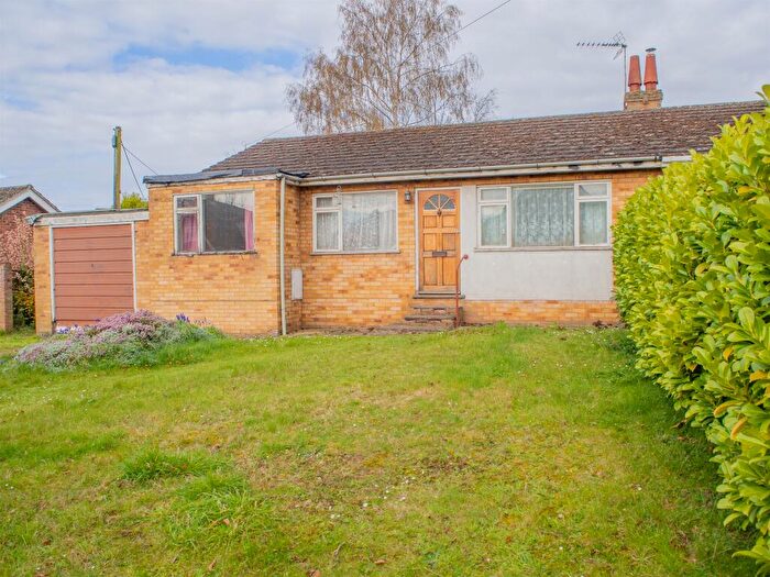 2 Bedroom Terraced Bungalow For Sale In Richmond Place, Lyng, Norwich, NR9