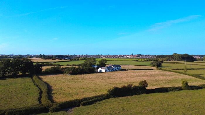 3 Bedroom Property For Sale In Morfa Cwybr, Rhyl, LL18