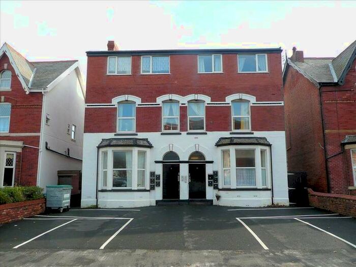 1 Bedroom Flat To Rent In Flat 12, 11 Richmond Road, Lytham St. Annes, FY8