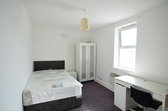 1 Bedroom Studio To Rent In Devonshire Place, Brighton, BN2