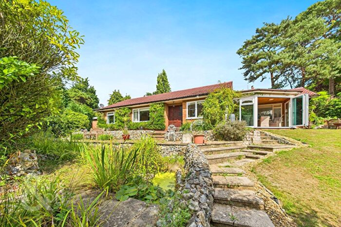 3 Bedroom Detached Bungalow For Sale In Pinewood Close, Hellesdon, Norwich, NR6