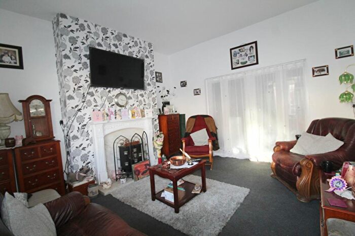 3 Bedroom Terraced House For Sale In Middleton Street, Blyth, NE24
