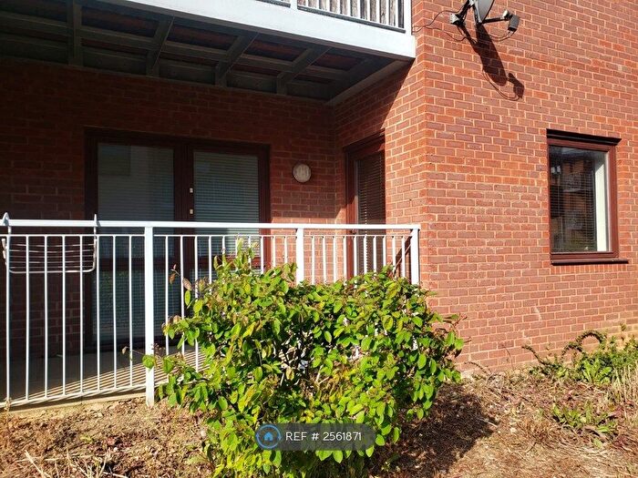 1 Bedroom Flat To Rent In Swanwick Lane, Broughton, Milton Keynes, MK10