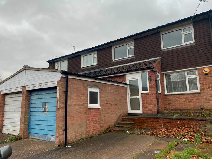 3 Bedroom Town House To Rent In Illingworth Road, Leicester LE5