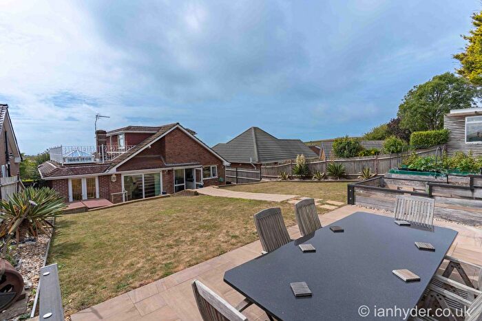 4 Bedroom Detached House For Sale In Donnington Road, Woodingdean, Brighton, BN2