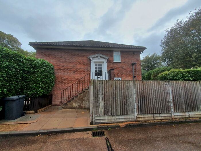 2 Bedroom Flat To Rent In London Road, Leicester, LE2