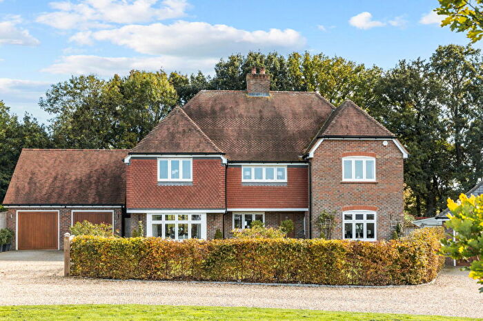 5 Bedroom Detached House For Sale In Pavilion Close, Thakeham, Pulborough, RH20