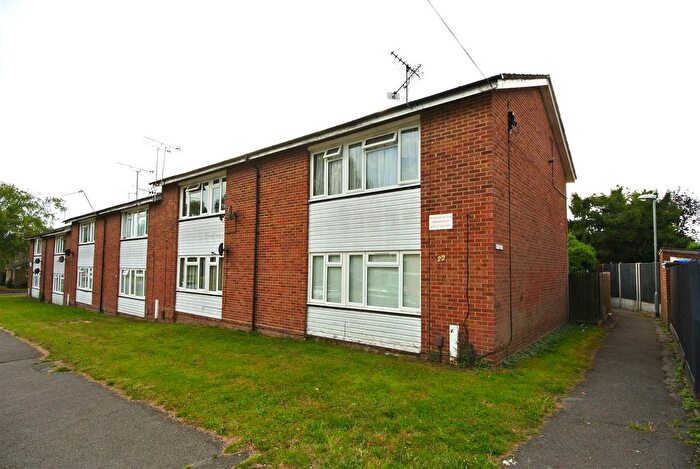 1 Bedroom Flat To Rent In Elmbank Avenue, Englefield Green, Egham, TW20