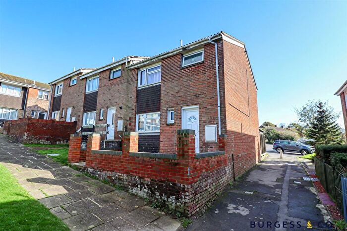 3 Bedroom End Of Terrace House For Sale In Ditchling Drive, Hastings, TN35