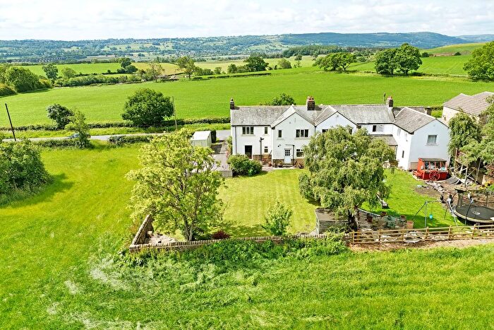 3 Bedroom Property For Sale In Merrybank Lane, Huby, LS17