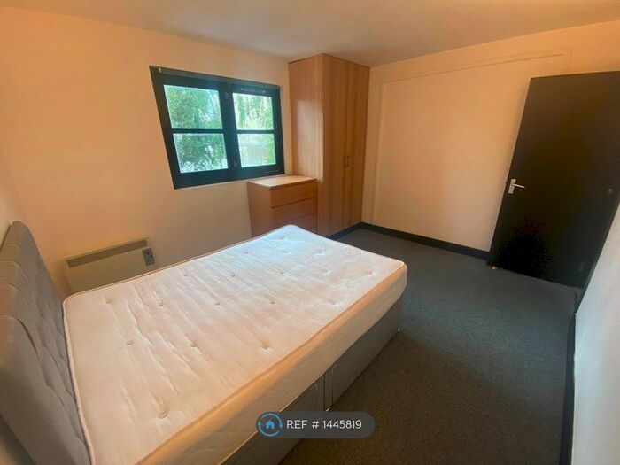 1 Bedroom Flat To Rent In Boot Lane, Bedminster, Bristol, BS3