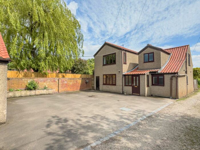 3 Bedroom Detached House For Sale In Thornton Le Moor, Thornton Le Moor, Northallerton, DL7