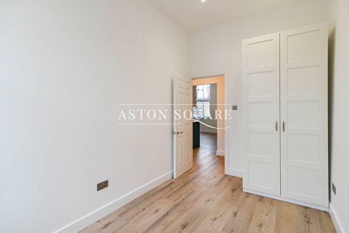 2 Bedroom Flat To Rent In Brent Street, London, NW4