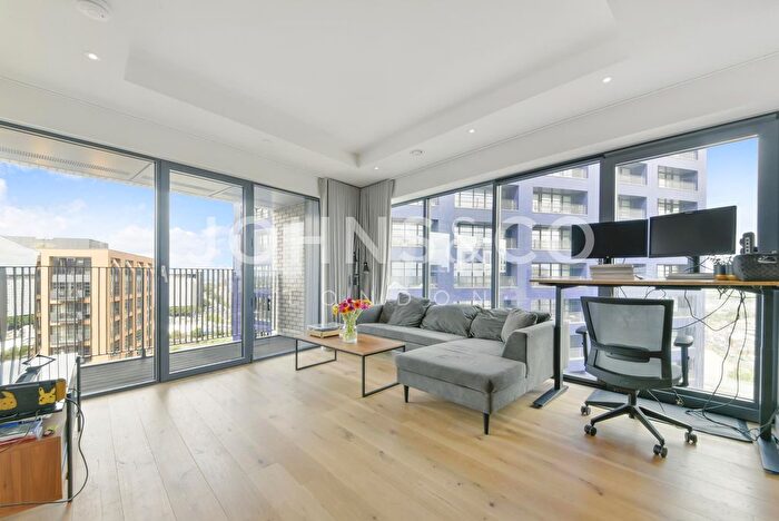 2 Bedroom Flat For Sale In Corson House, London City Island, London, E14