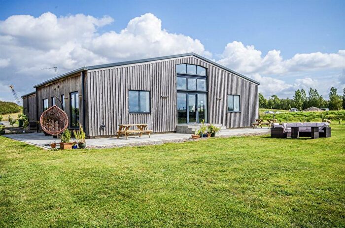 3 Bedroom Barn Conversion To Rent In Bristol Road, Cam, GL11