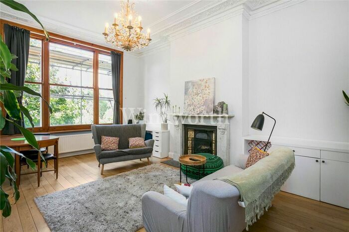 1 Bedroom Flat To Rent In Queens Drive, London, N4