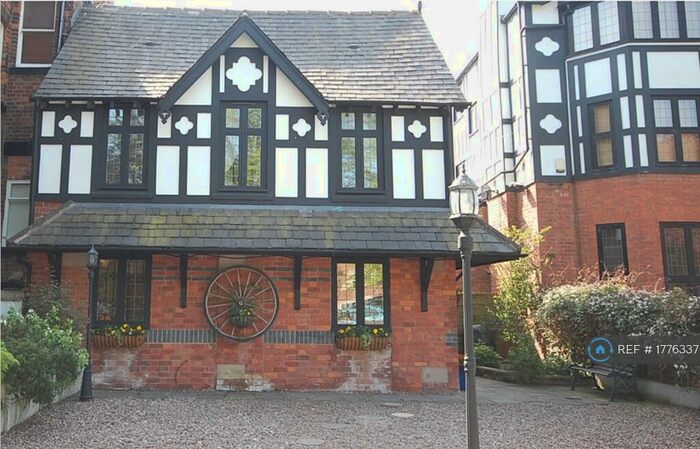 3 Bedroom Detached House To Rent In Half Edge Lane, Manchester, M30