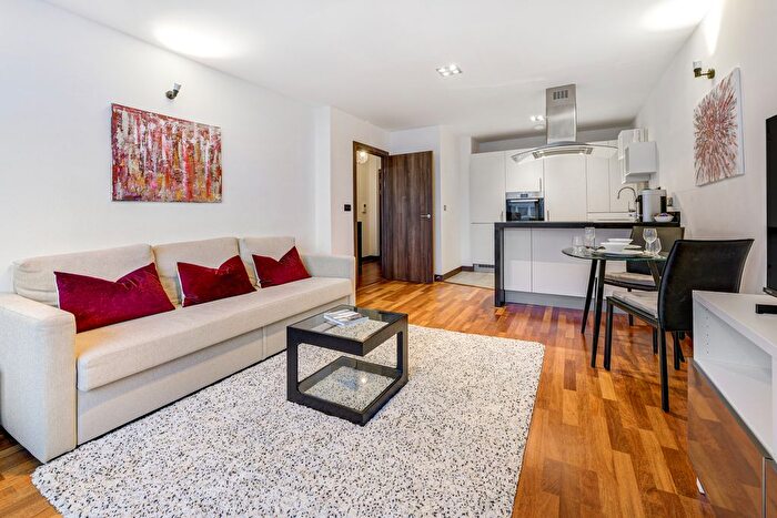 1 Bedroom Flat To Rent In Bridges Court, London, SW11