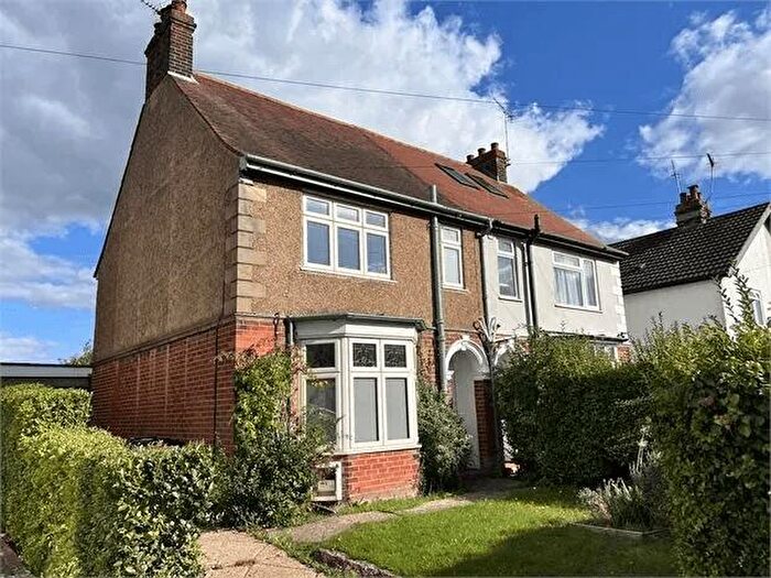 3 Bedroom Semi-Detached House For Sale In Mile End Road, Colchester, CO4