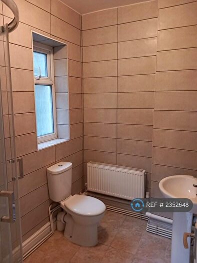 1 Bedroom Flat To Rent In Mount Pleasant, Swansea, SA1