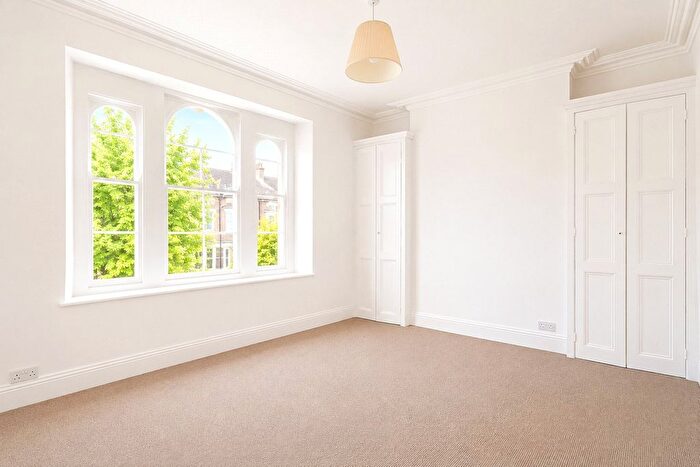 2 Bedroom Flat For Sale In Archfield Road, Bristol, BS6