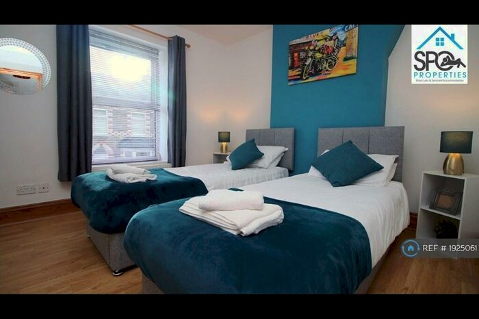 3 Bedroom Terraced House To Rent In Wainfelin Avenue, Pontypool, NP4