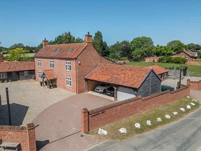 6 Bedroom Farmhouse For Sale In Swanton Morley, Dereham, NR20