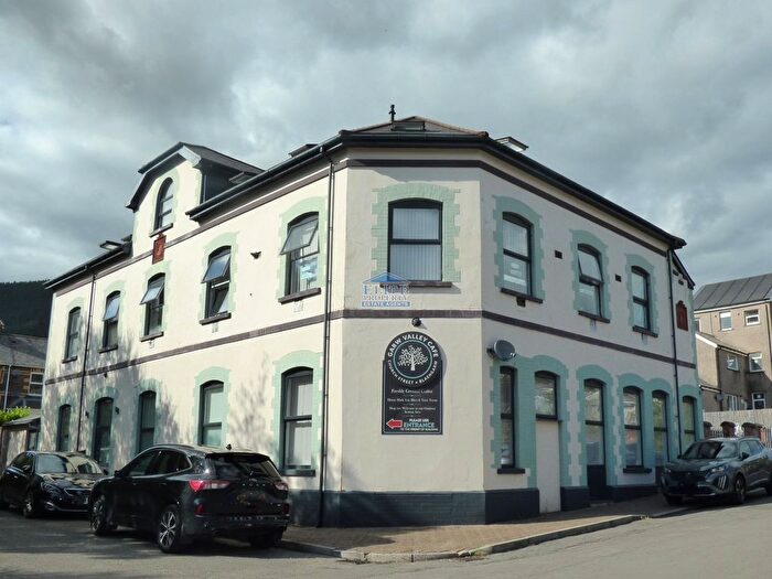 2 Bedroom Flat To Rent In Church Street, Blaengarw, Bridgend., CF32