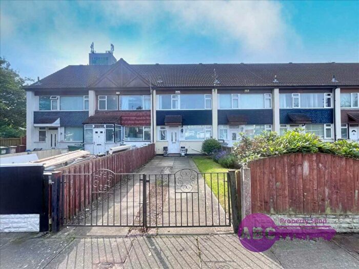 3 Bedroom Terraced House To Rent In Selbourne Close, Woodchurch, CH49