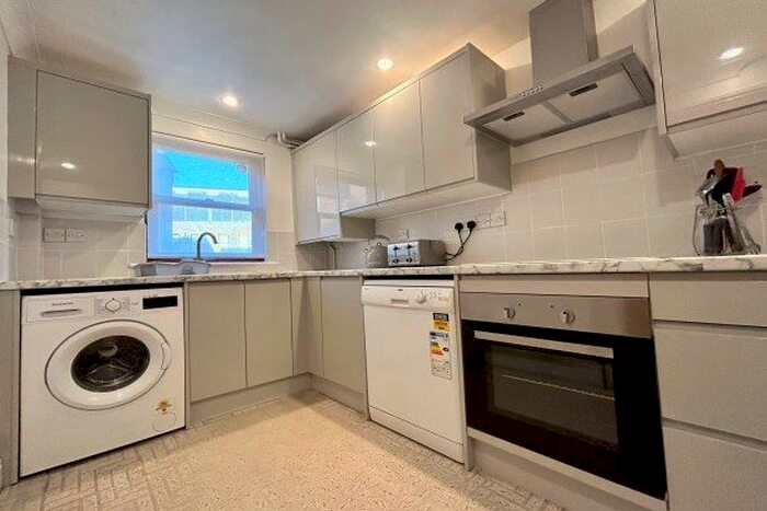 3 Bedroom Property To Rent In Paradise Street, Cambridge, CB1