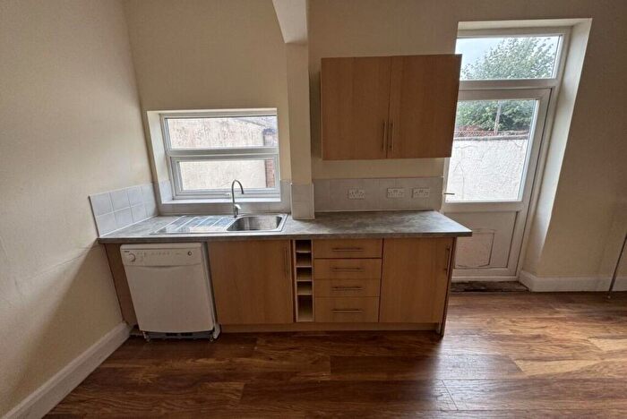 3 Bedroom End Of Terrace House For Sale In Hampden Grove, Tranmere, CH42