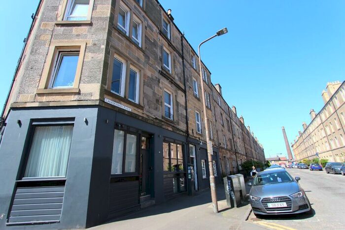 1 Bedroom Flat To Rent In Caledonian Place, Dalry, Edinburgh, EH11
