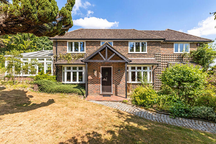 4 Bedroom Detached House For Sale In Wray Lane, Reigate, RH2