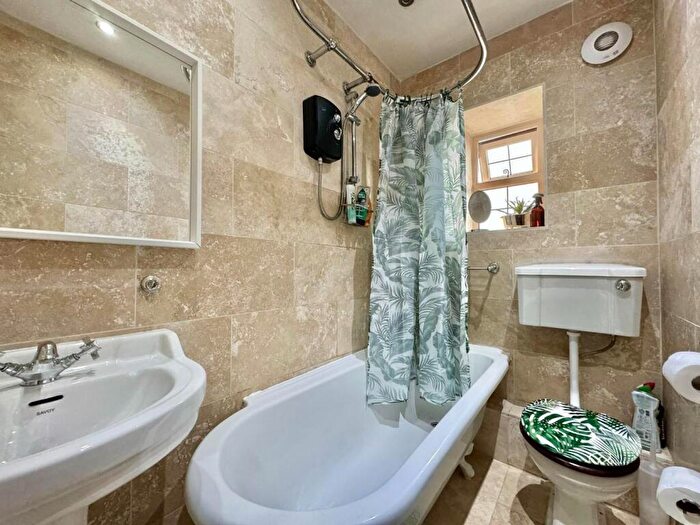 2 Bedroom Cottage For Sale In The Green, Penistone, Sheffield, S36