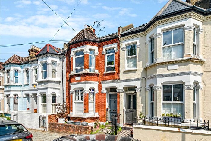 2 Bedroom Property For Sale In Aslett Street, London, SW18