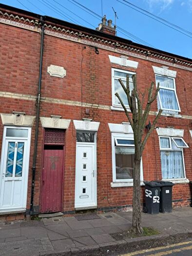 1 Bedroom Flat To Rent In Cedar Road St Floor Flat, Off Evington Rd, Leicester, LE2