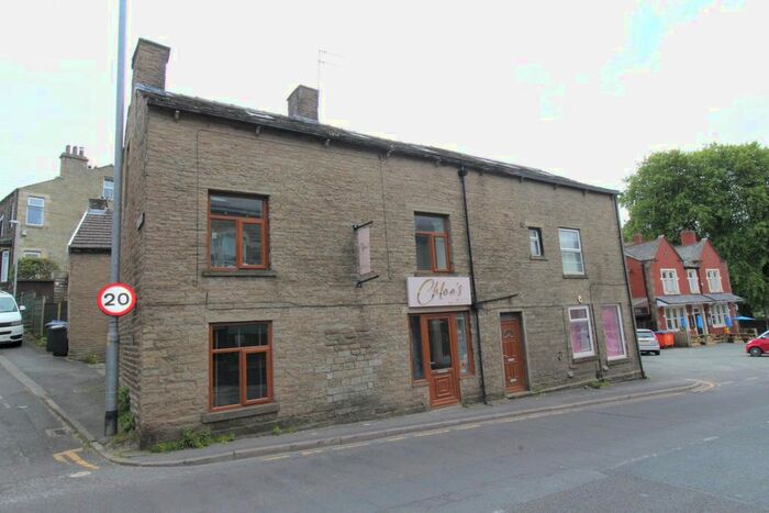 1 Bedroom Flat To Rent In Burnley Road, Crawshawbooth, BB4