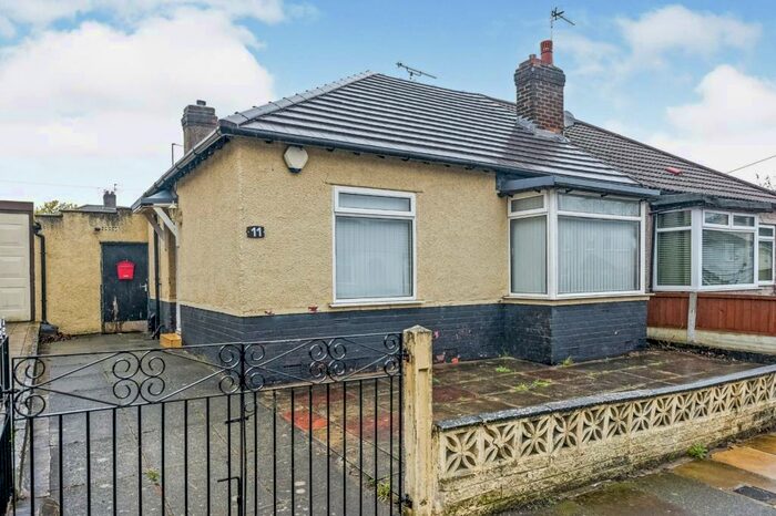2 Bedroom Bungalow To Rent In Aysgarth Avenue, Liverpool, Merseyside, L12