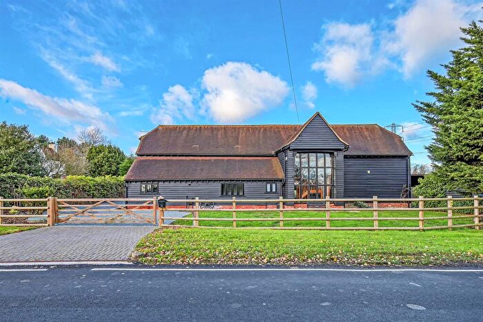 4 Bedroom Barn Conversion For Sale In Horseman Side, Brentwood, CM14