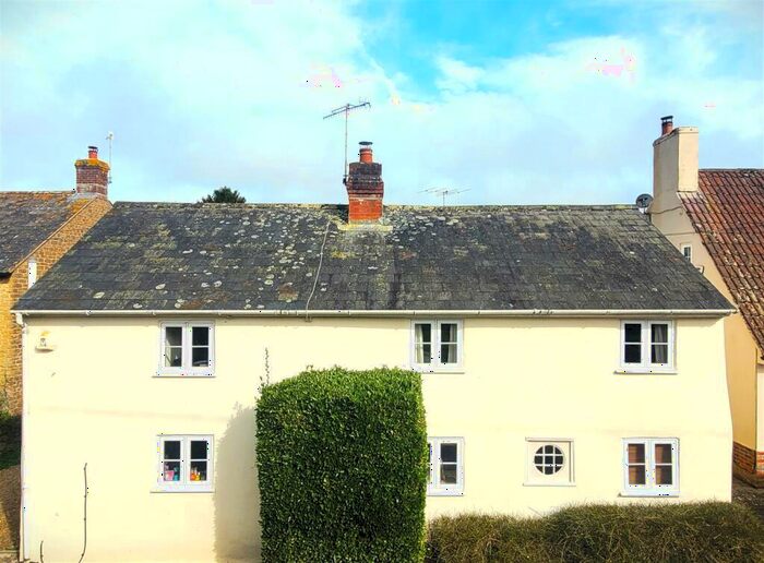 4 Bedroom Detached House For Sale In St. James Road, Netherbury, Bridport, DT6