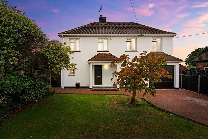 4 Bedroom Detached House For Sale In Green Farm Lane, Shorne, Gravesend, Kent, DA12