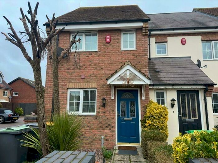 2 Bedroom End Of Terrace House To Rent In Silver Street, Great Barford, MK44