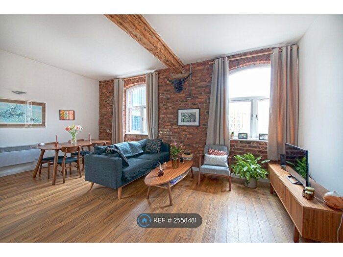 2 Bedroom Flat To Rent In Junction Works, Manchester, M1