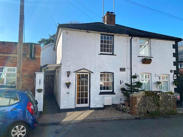 3 Bedroom Semi Detached House For Sale In Eastwick Road, Great Bookham, KT23