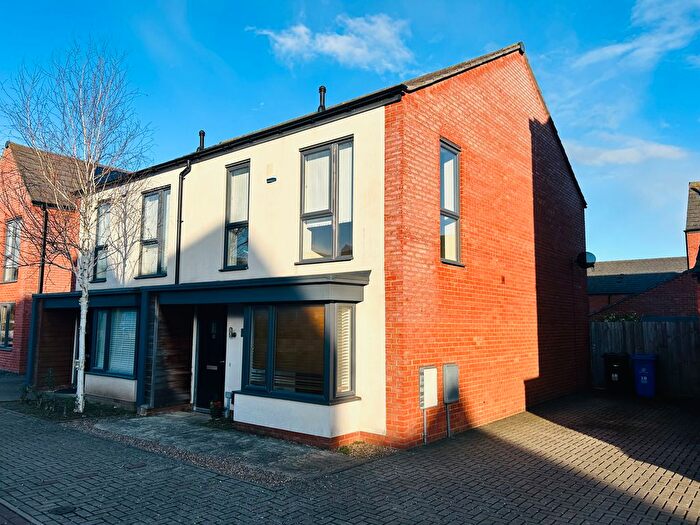 3 Bedroom Semi-Detached House To Rent In Prince George Drive, Derby, DE22