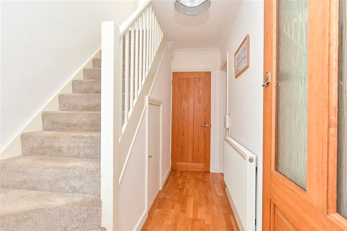 2 Bedroom Semi-detached House For Sale In Lion Field, Faversham, Kent, ME13