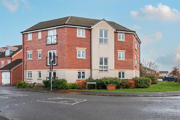 2 Bedroom Flat For Sale In Scholars Way, Melksham, SN12