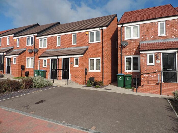 2 Bedroom End Of Terrace House To Rent In Delta Close, Coventry, CV4