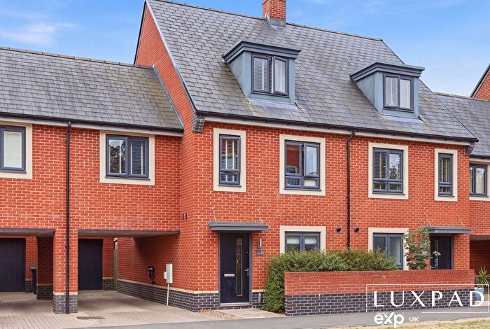 3 Bedroom Semi-Detached House For Sale In Whitmore Drive, Colchester, CO4